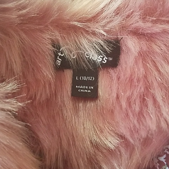 Cute Crop fur Jacket - Picture 2 of 5